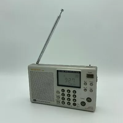 Roberts R881 Multi Band FM/MW/SW Portable Digital Radio Silver • £25