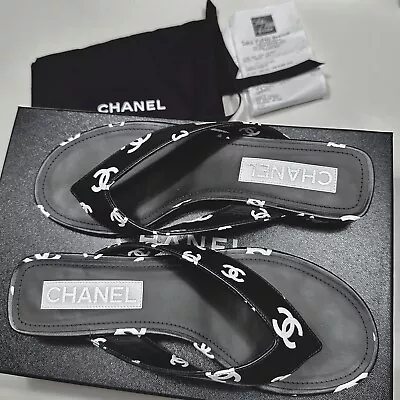 Chanel 22S Black&White CC Logo Flip Flop Sandals SZ EU 38.5. Full Set Worn Once • £807.44