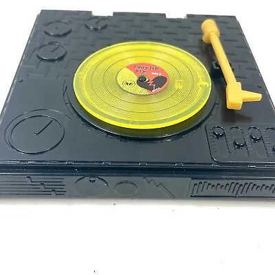 LOL Surprise L.O.L. Yello MGA Record Player Toy Lid Works Talks Battery Operated • $8.46