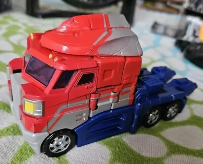 Transformers Classics Voyager Optimus Prime Mint Near Complete 2006 • $34.95