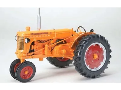 Minneapolis Moline U Tractor W/ Narrow Front 1:16 Scale Model - Spec Cast SCT922 • $109.95