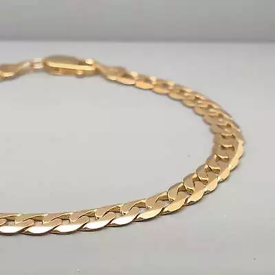 9ct Yellow Gold Curb Bracelet • £312