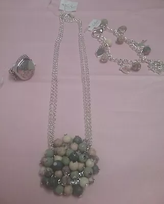 Lot Of 3 Viva Beads Jewelry Necklace Bracelet & Stretch Ring Color Green • $7