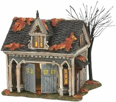 The Munsters Carriage House ~ Dept 56 ~ #6007410 ~MIB • $78