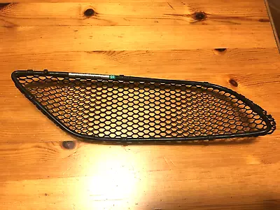 05 Mercedes W220 S55 Grille Mesh Bumper Right Front 2208850453 • $69