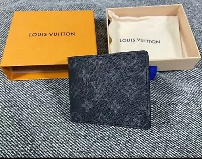 Louis Vuittons Wallet Black Monogram Bifold Mens Wallet • $148.50