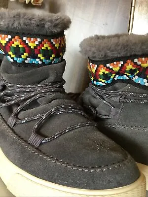 Toms Nepal Womens 7.5 Gray Suede Leather Ankle Moccasin Mocs Boots Faux Lined A • $39.99
