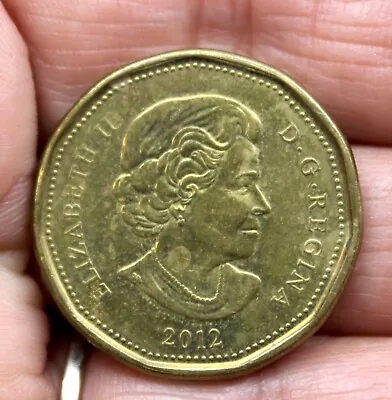 1 Dollar Queen Elizabeth II Canadian Coin 2012 • $2.50