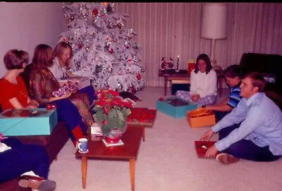 15 Vtg 35mm Slides 1968 1971 Family Kids Christmas Tree Presents Dinner Cat • $6