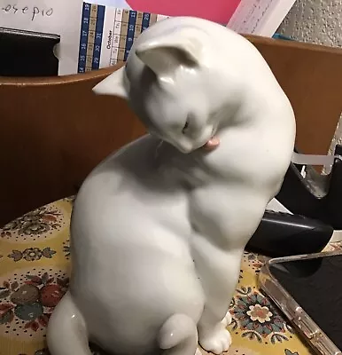 Vintage Ceramic Japanese Cat Figurine 6 Inches  • $20