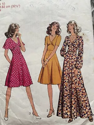 Vintage 1970's Style Short & Maxi Dresses With Midriff Detail Sewing Pattern • £4.99