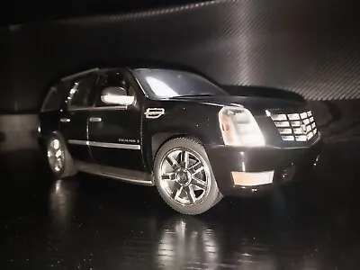 2007 Cadillac Escalade 1/18 Hotwheels • $230