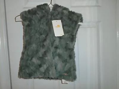 Mayoral Girl Gray Faux Fur Hooded Vest Size 5 New With Tags • $17.99