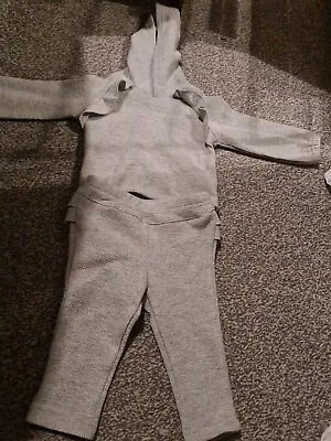 Baby Girls 2 Piece Set In Grey Hoody And Bottoms 3-6 Months From Asda • £4.75