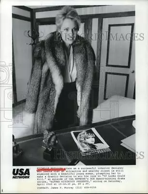 1988 Press Photo Actress Michelle Phillips In  Alfred Hitchcock Presents Actress • $17.99