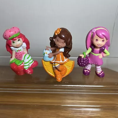 Vtg Strawberry Shortcake Miniatures FIGURES 2008 - Lot Of 3 • $14.99