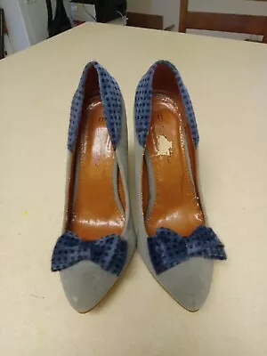 C Label Womens Grey High Heel With Blue Bow Closed Toe Shoes Classic Size 8 • $21.98