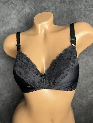 Vintage Vassarette Black Lace Bra 34C Sexy 80s Ladies Femme Sissy No Wire • $9.99