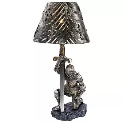 Design Toscano At Battle's End Sculptural Lamp • $145.95