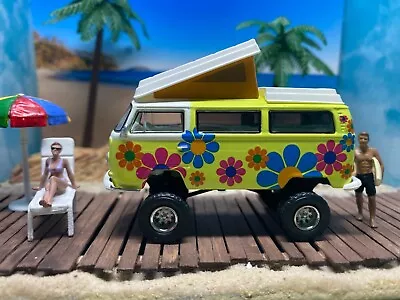 1968 Volkswagen Type 3 Westfalia Camper 4x4 Dakinediecast Exclusive Loose 1:64-2 • $22.98