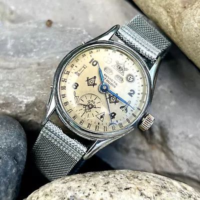 Vintage Invicta Masonic Triple Pointer Date Mens Wristwatch RUNNING 17 Jewels • $400