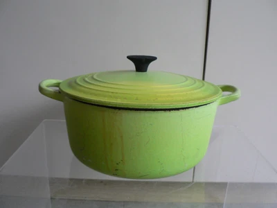 £40 • Buy LE CREUSET CAST IRON 22cm CASSEROLE Lime Kiwi GREEN AGA