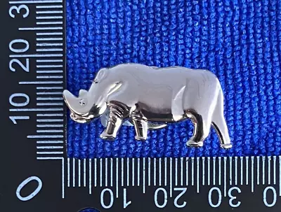 Rhinoceros - Silver Coloured Pin Badge - Free Postage • $6.15