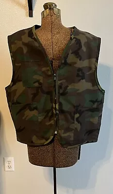 Vintage Camouflage Hunting Vest Size XXL  Made In The USA  • $15.50