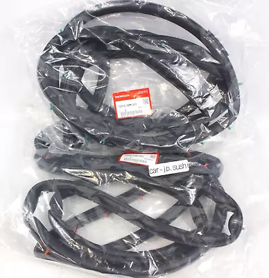 HONDA Genuine ACURA RSX Integra Type-R DC5 Rh&Lh Door Front Weatherstrip Rubber • $230.16