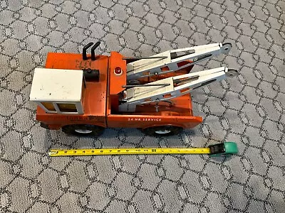 Large Vintage Tonka Heavy Duty Wrecker / Tow Truck • $40