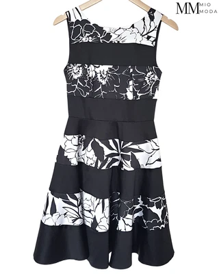 $29.95 • Buy New REVIEW Sz 8 Fit & Flair Dress
