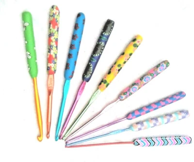 £1.80 • Buy CLEARANCE Crochet Hooks Aluminium Patterned Ceramic Handles In Metric Sizes