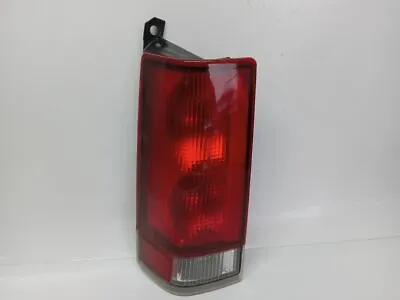 Driver Left Tail Light Fits 00-02 CHEVY EXPRESS 1500 VAN 19153084 • $56.99