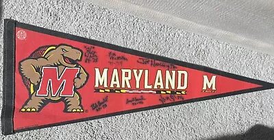 AUTOGRAPHED MARYLAND BASKETBALL PENNANT Players From 1969 To 1976 UNDER LEFTY • $19