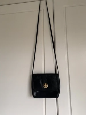 £7.95 • Buy Jane Shilton Genuine Leather Ladies Used Small Navy Shoulder Bag 19 X 16.5 Cms