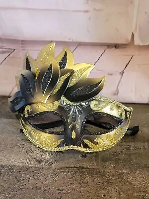 Black Gold Glitter Masquerade Mask Halloween Decor Costume • $8.78