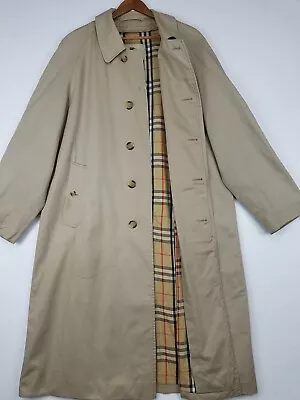 Vintage Chelsea Burberry Trench Coat  Men's Size 38 R (46 Chest) Tan With Liner • $109.95