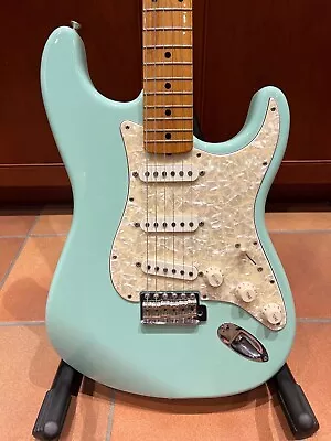 Fender 2000-01 MIM Stratocaster Surf Green Maple Neck Pearl Guard SKB Hard Case • $649