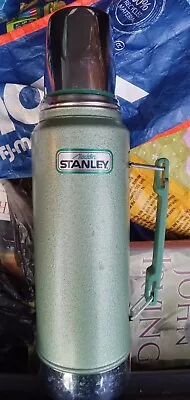 Vintage Aladdin Stanley A-944DH 1 Quart Green Thermos With Handle Made In USA  • $29.99