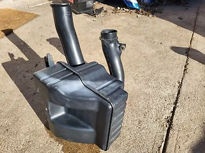 96-00 HONDA CIVIC AIR INTAKE BOX AIRBOX RESONATOR CHAMBER OEM EX D16Y8 Ek Ej6 • $30