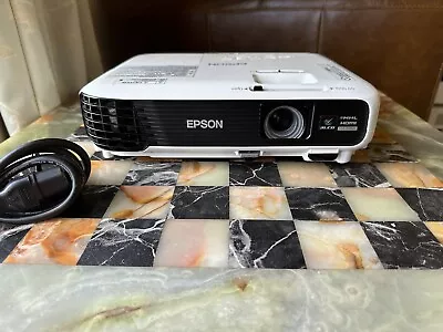 Epson EB-U04 Full HD 3000 Lumens 1080p Cinema Projector HDMI • £325