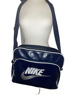 Nike Bag Vintage Retro • £4