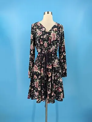 Gal Meets Glam 6 Rosalind Floral Long Sleeve V-neck Dress With Velvet Belt • $65