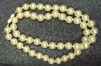 Vtg ESTATE JEWELRY Hand Knotted Faux Ivory White Pearl NECKLACE / Goldtone 18  • $9.99