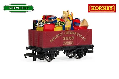 £21.59 • Buy OO Gauge Hornby R60082 Christmas Wagon 2023