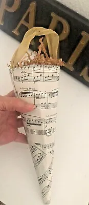 Vtg HANDMADE SHEET MUSIC NOTE CORNUCOPIA ORNAMENT Xmas MUSICAL Paper Cone 1 • $26.95