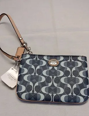 NWT COACH WRISTLET WALLET Denim /Tan Coach Peyton Dream  F 50108 • $45.99