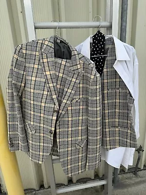 MOGU Mens Three Piece Slim Fit Plaid Suit  - Jacket+Vest+Pants+Shirt+Tie • $25