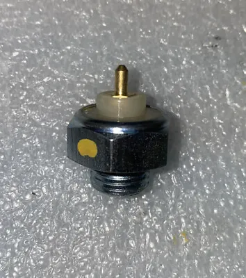 Muncie PTO Indicator Switch(Normally Open Ball)Part # 30T38111 OEM Dump Truck  • $22.49