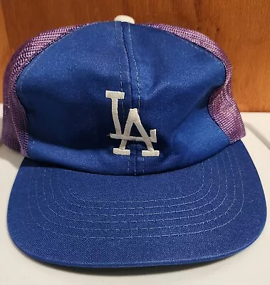 Vintage MLB Los Angeles Dodgers Mesh Trucker SnapBack Hat  • $21
